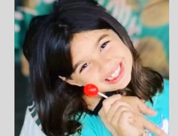 FILHA DE CANTOR DA BANDA PAGUNÇA MORRE APÓS SER ENCONTRADA DESACORDADA EM PISCINA EM GRAVATÁ