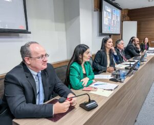 CONSELHO PLENO DA OAB-PE APROVA DESAGRAVO EM FAVOR DE ADVOGADO QUE TEVE PROCESSOS SUMARIAMENTE EXTINTOS POR MAGISTRADO