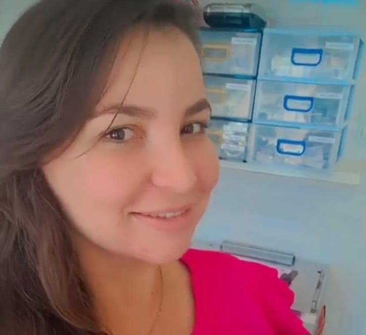 JOVEM ENFERMEIRA PERDE A VIDA EM GRAVE ACIDENTE EM SOLIDÃO/PE